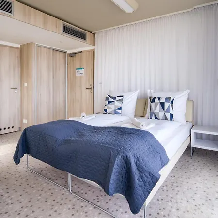 Marine, Sun & Snow アパート